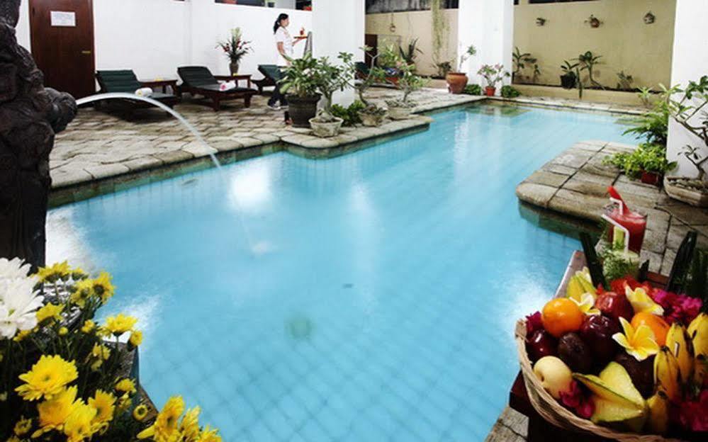Hotel Ratna Kuta Lombok Eksteriør bilde