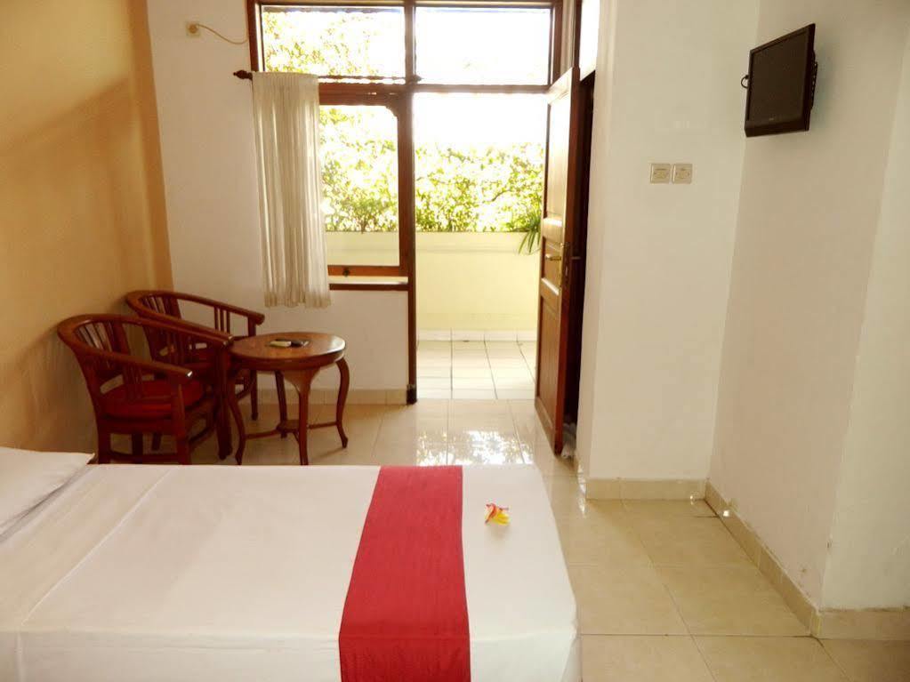 Hotel Ratna Kuta Lombok Eksteriør bilde