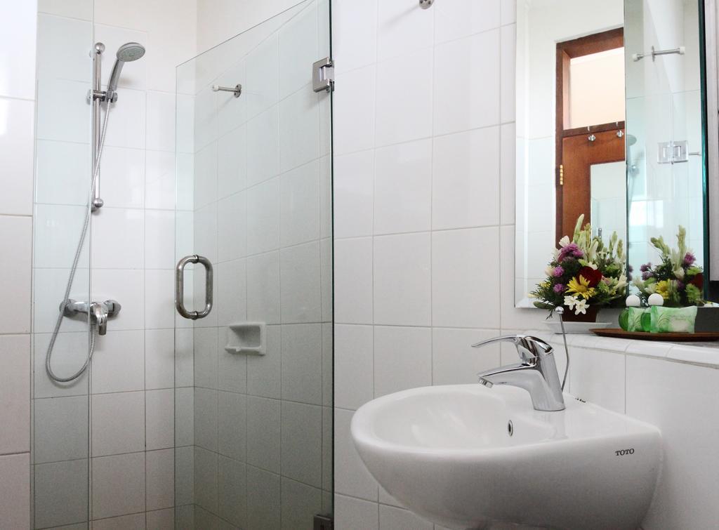 Hotel Ratna Kuta Lombok Eksteriør bilde